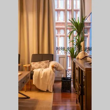 Exclusivo En El Casco Viejo Бильбао